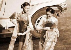 Han women cheongsam