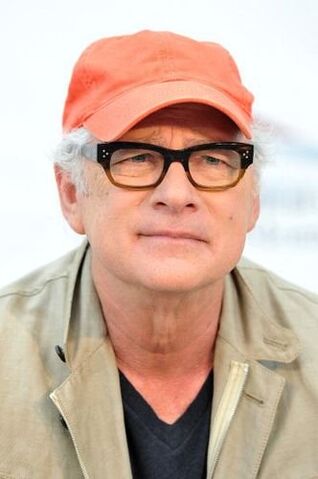 File:Barry Levinson.jpg