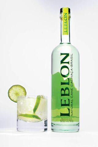 Arquivo:Leblon-bottle1.jpg