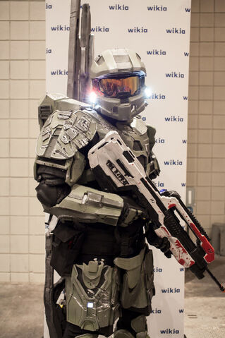 File:MasterChief NYCC.jpg