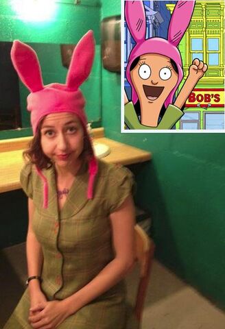 File:KristenShaal=LouiseBelcher.jpg