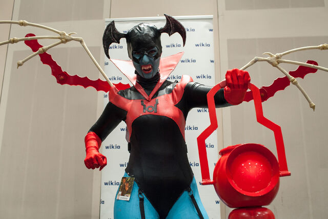 File:Bleez NYCC.jpg