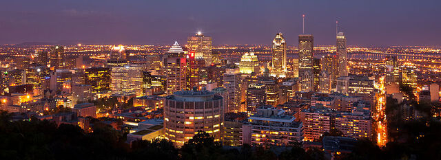 Archivo:800px-Montreal night view.jpg