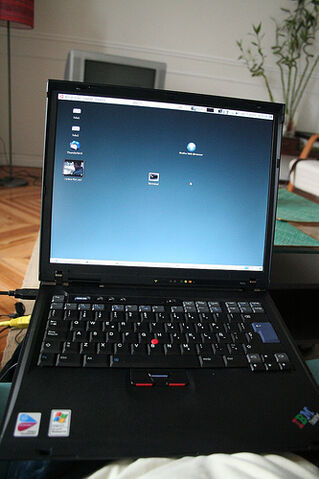 File:Back on Linux.jpg