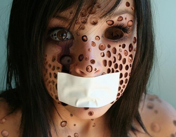 Datei:Trypophobia 1.jpg