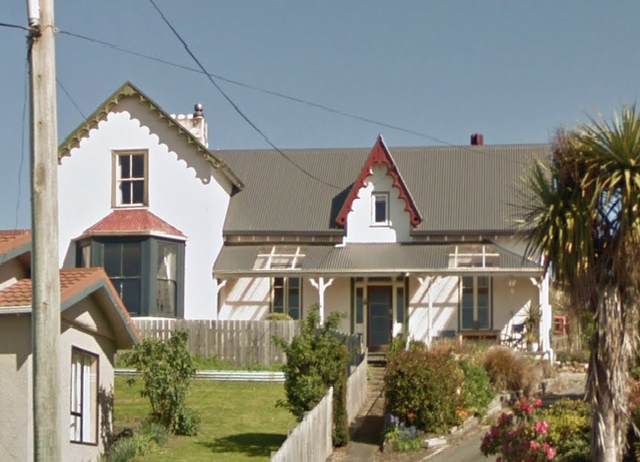 File:House-0.png