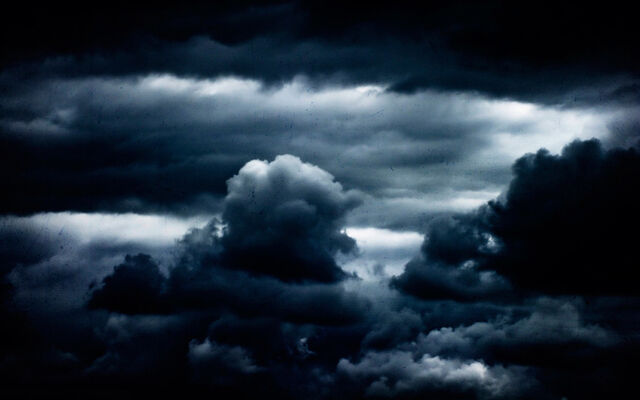 Datei:Clouds.jpg