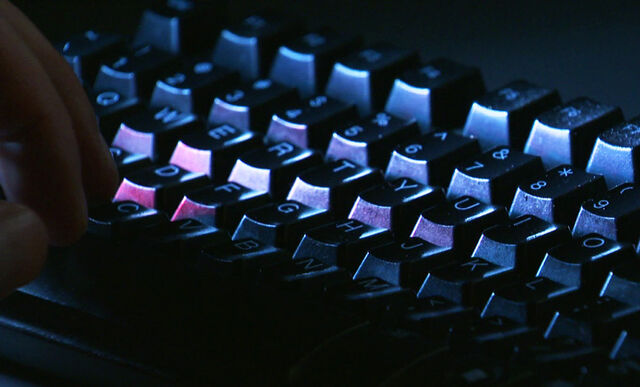 File:Computer-creepy-gn.jpg