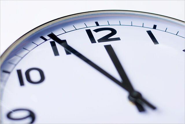 Datei:Uhr-zeit-gross.jpg