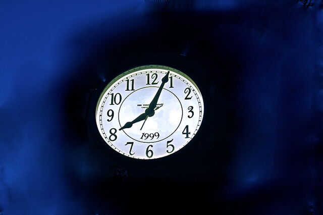 File:Gmu clock.jpg