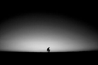 Dark-thinking-loneliness-alone-broken1