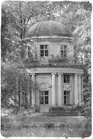 File:Pavillon.jpg