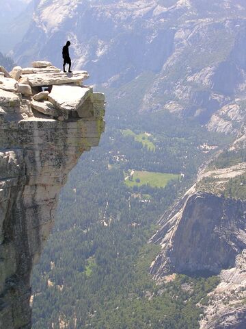 File:Precipice.jpg
