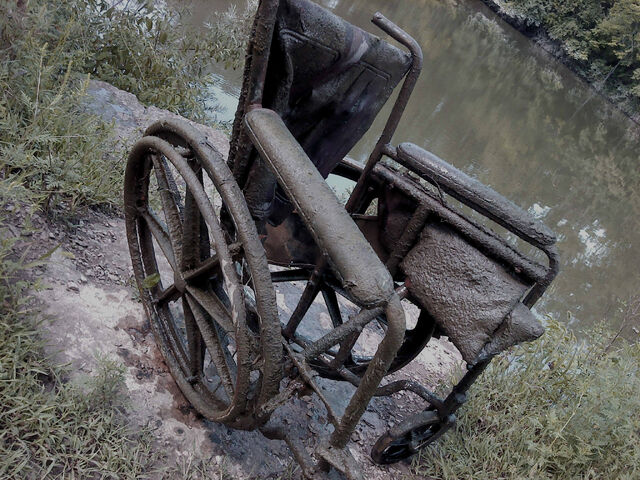 File:Wheelchair.jpg
