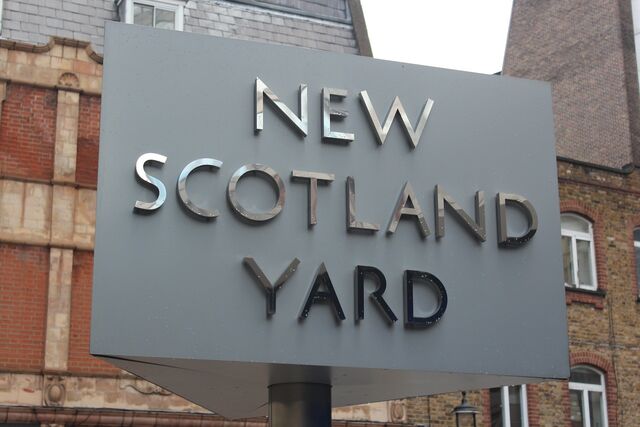 Datei:Scotland-yard-1159706 1280.jpg