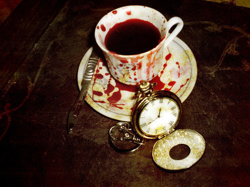 Arquivo:Bloody tea.jpg