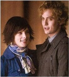 Alice y Jasper.jpg