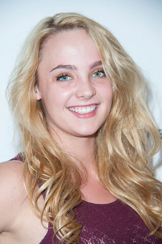 File:Stevie Lynn Jones.jpg