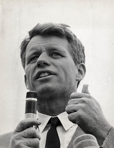 File:Robert F. Kennedy.jpg