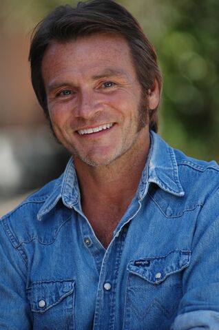 File:Douglas Bennett.jpg