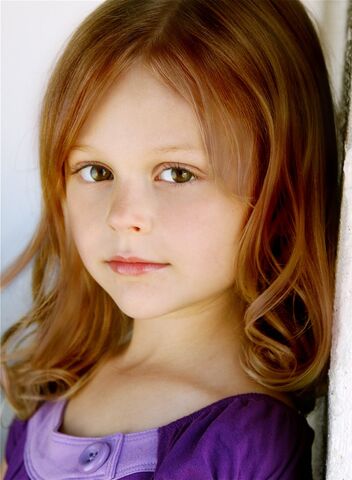 File:Emily Alyn Lind.jpg