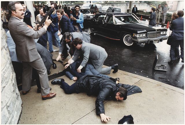 File:Reagan assassination attempt.jpg