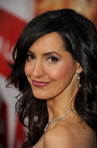 File:Charlene Amoia.jpg