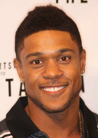 File:Pooch Hall.jpg