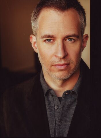 File:Jay Karnes.jpg