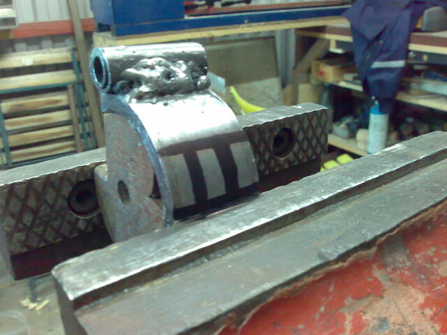 File:Making the nut-06.jpg