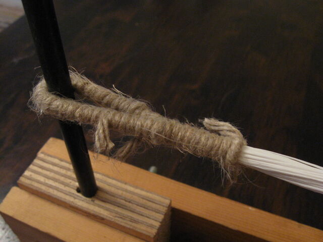 File:Making endless loop strings-1024x768-10.jpg