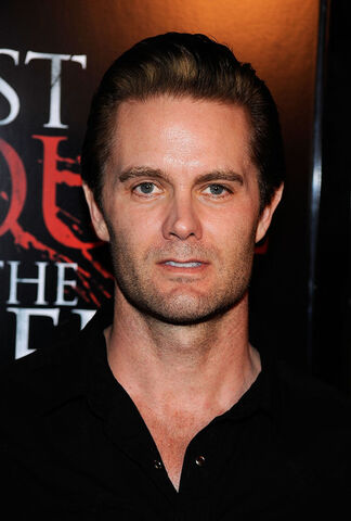 File:Garret Dillahunt.jpg