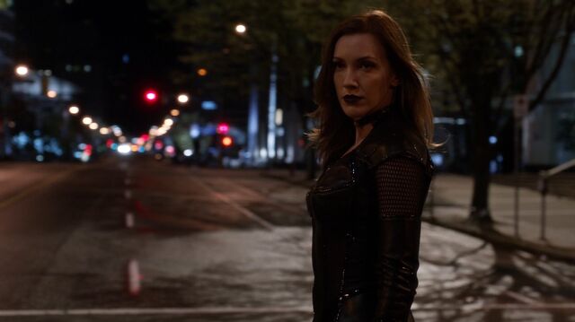 File:Black siren standoff.jpg