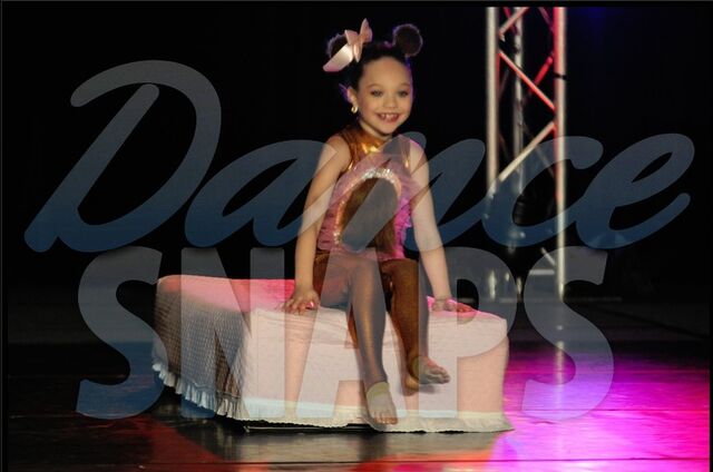 File:5 Little Monkeys - DEA Pittsburgh 13March2010 Maddie04.jpg