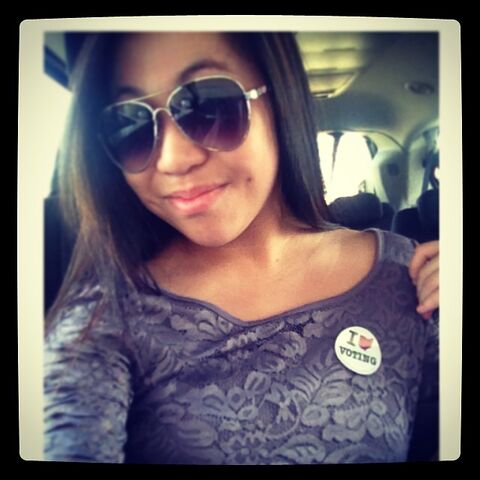 File:SarahP voting 2014-05-06.jpg