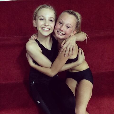 File:706 Maesi and Brynn.jpg