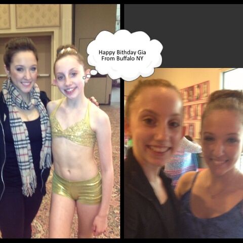 File:ChloeSmith with Gianna.jpg