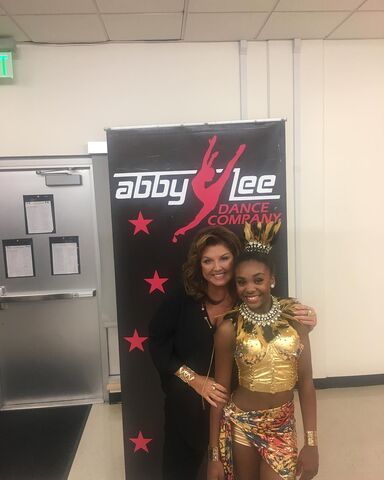 File:703 Abby and Camryn.jpg