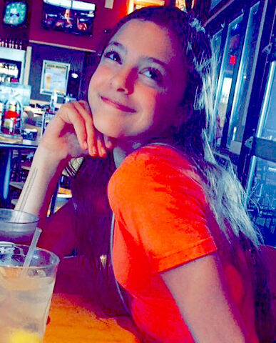 File:Mari Dudash 2015-07-13 crop.jpg