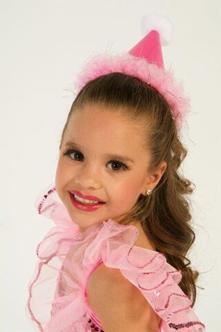 File:Mackenzie photoshoots 13.jpg