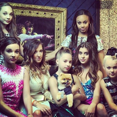 File:Maddie Kendall Gianna Mackenzie Jiff Nia Kalani JoJo - Reality TV Awards 9999.jpg