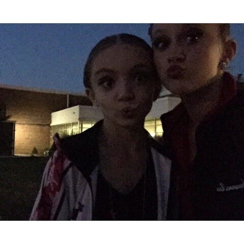 File:Haley and SarahH 2014-10-25.jpg