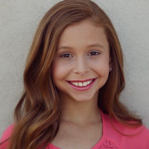 File:Caylie Almada - posted 2015-05-21.jpg