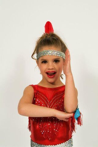 File:Mackenzie photoshoots i05.jpg