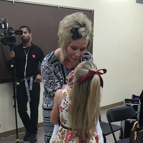 File:715 Jaime and Maesi pep talk.jpg