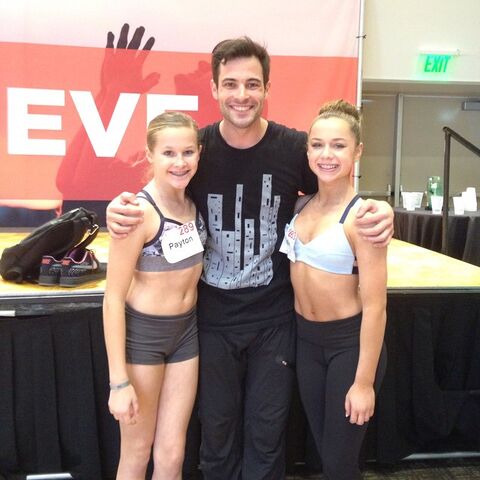 File:PaytonGS with Talia 2015-03-09.jpg
