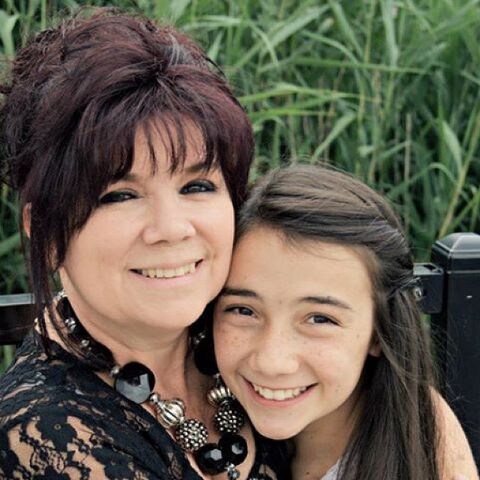 File:Jodi and Kamryn 2014.jpg