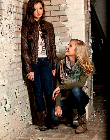 File:Brooke Paige photoshoot 2.png