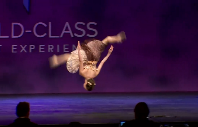 File:515 Maddie Dreams Come True 5.png