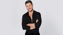 File:Valentin Chmerkovskiy 20.jpg